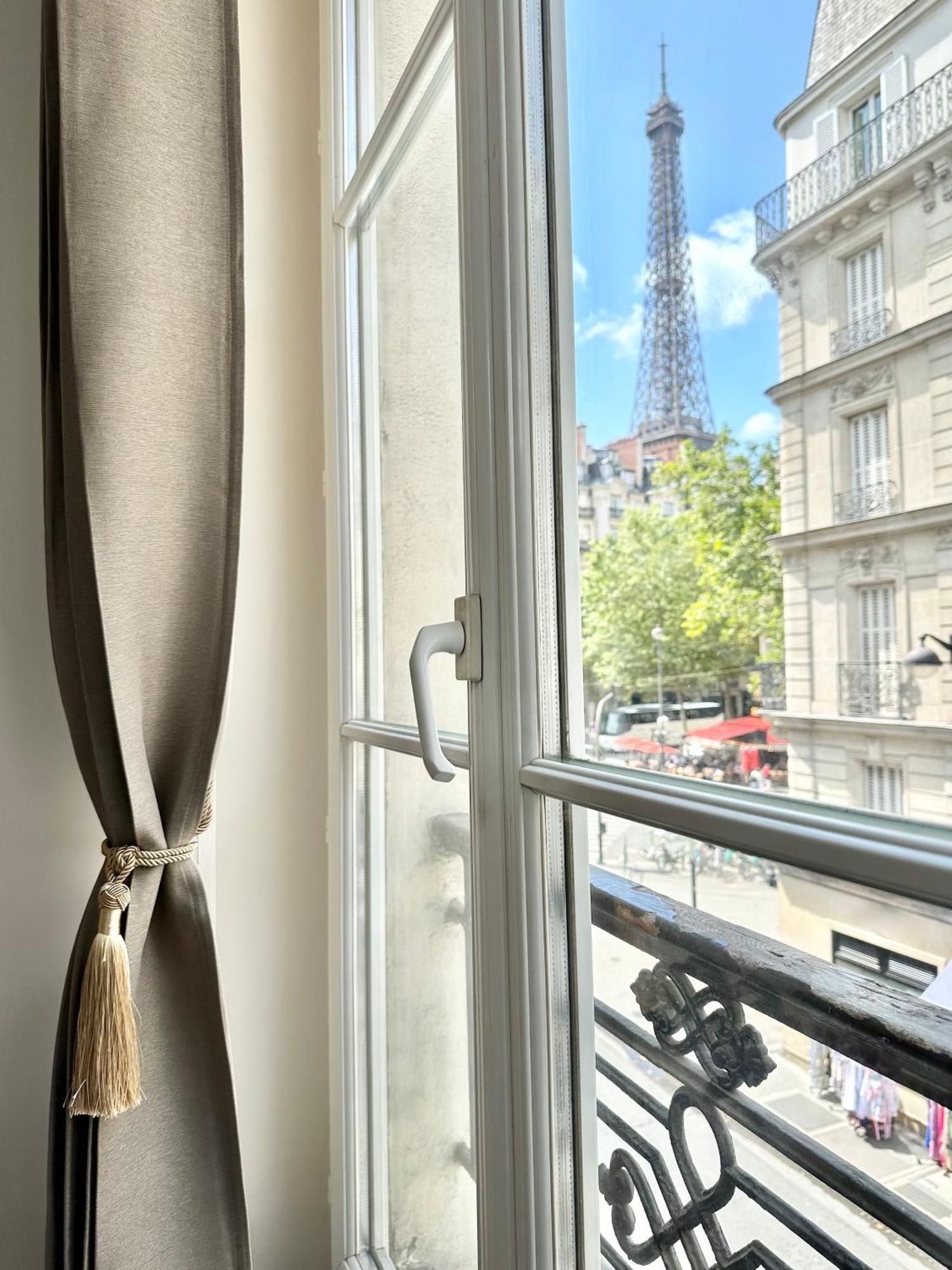 Charming Apartment With Eiffel Tower View Párizs Kültér fotó