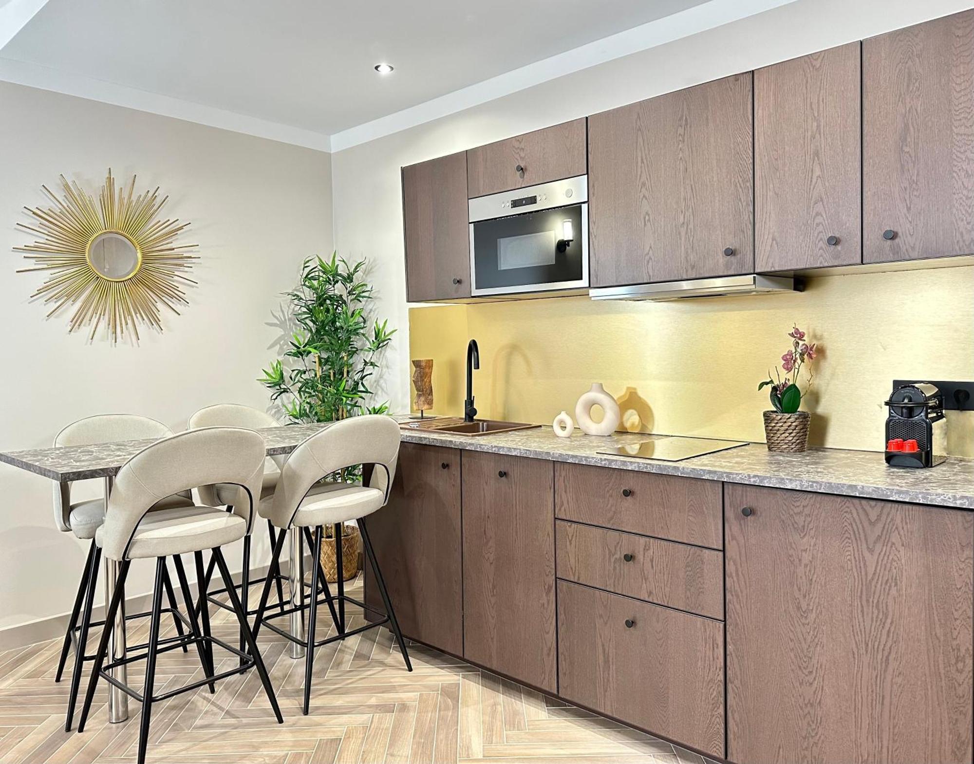 Charming Apartment With Eiffel Tower View Párizs Kültér fotó
